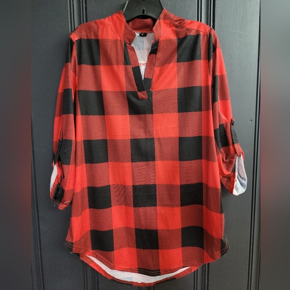 jubleens Tops - Buffalo Plaid Tunic Top